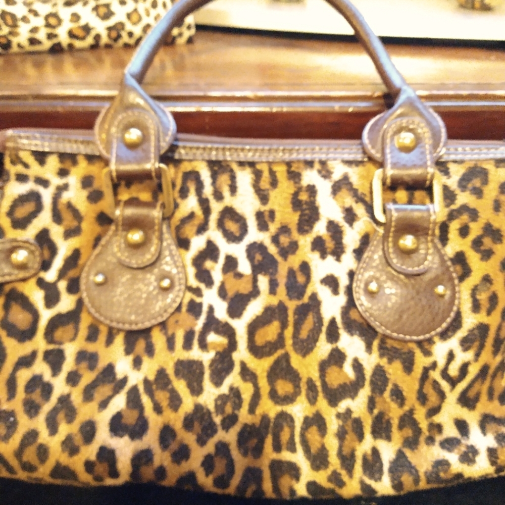 Tiannl brown and leopard purse-Medium sized